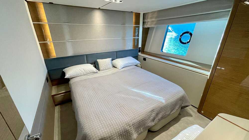 Guest cabin on starboard side