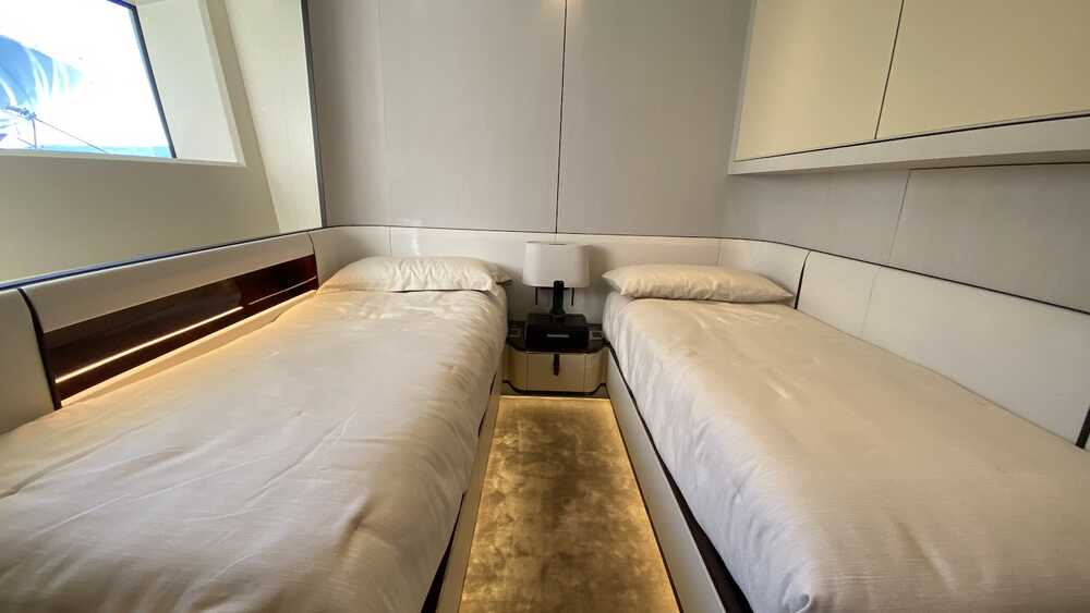 Guest cabin Portside