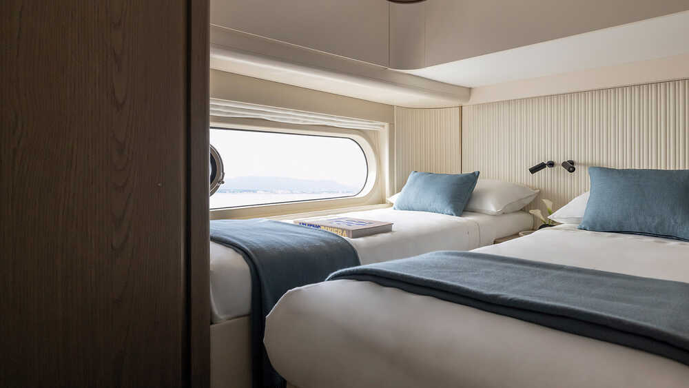 Guest cabin