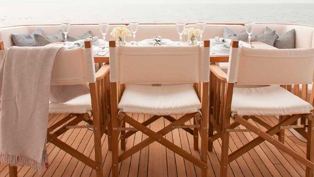 Dining area in cockpit 