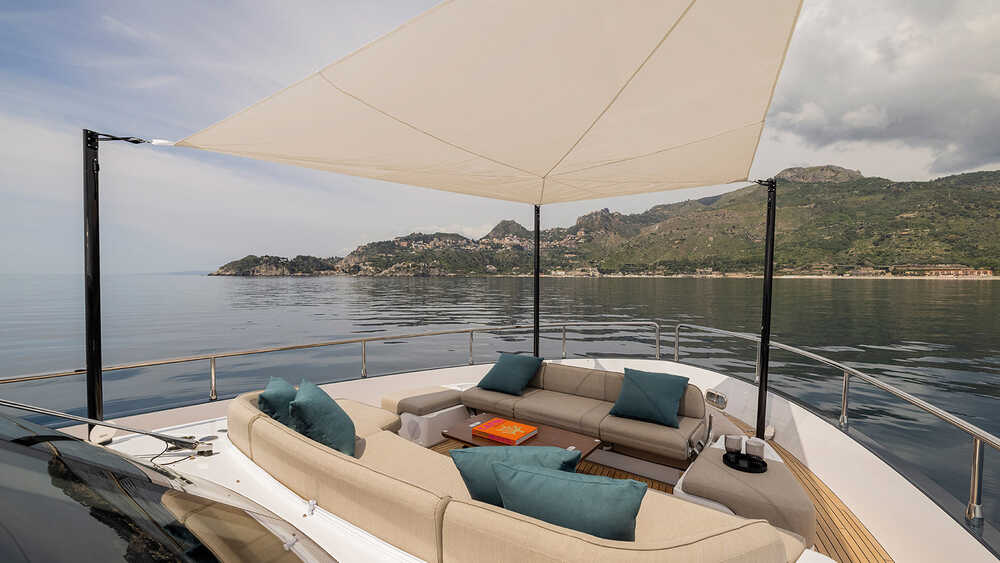 Lounge area on bow