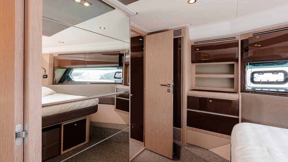 Мастер каюта Atlantis 51