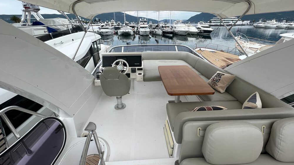 Flybridge