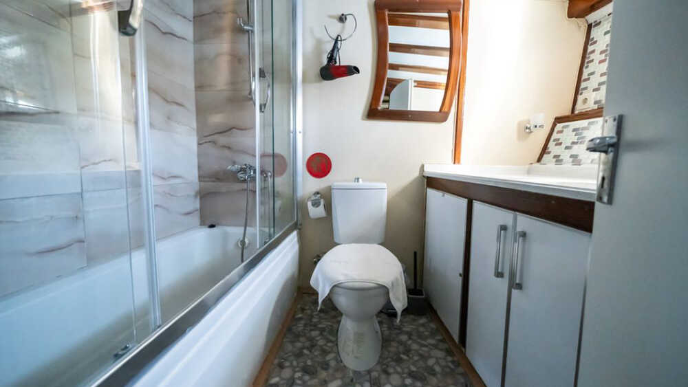 VIP bathroom