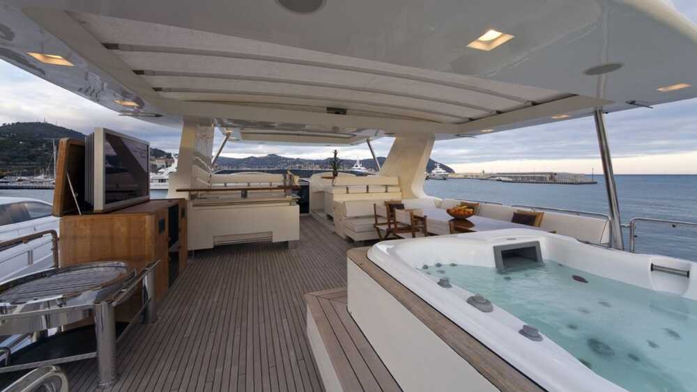 Flybridge