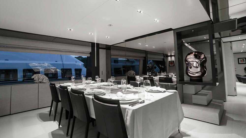 Dining area in salon 