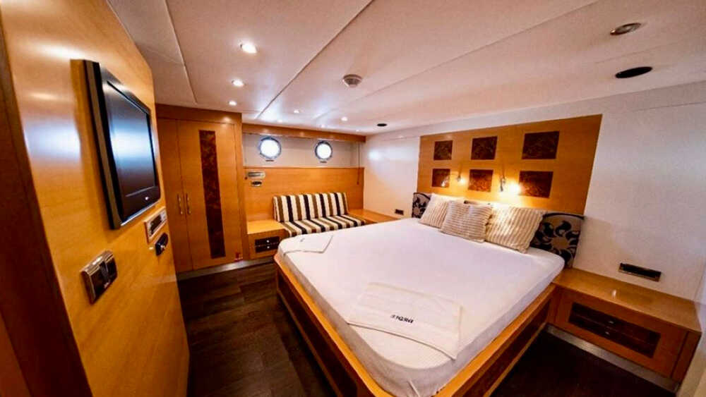 VIP cabin