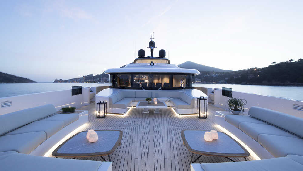 Bow lounge area on upper deck