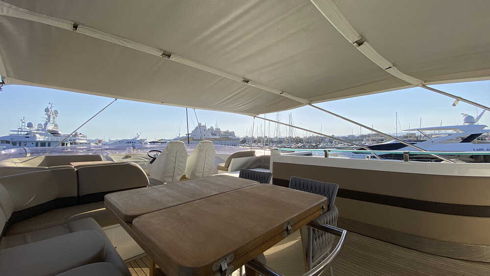 Flybridge