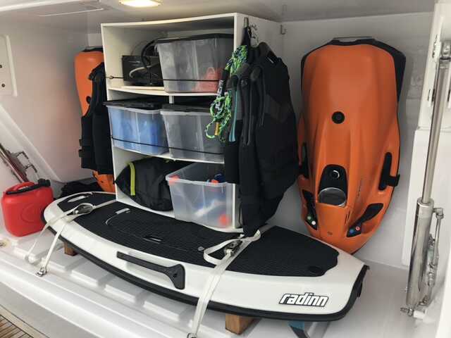 Stern storage locker (for water toys)