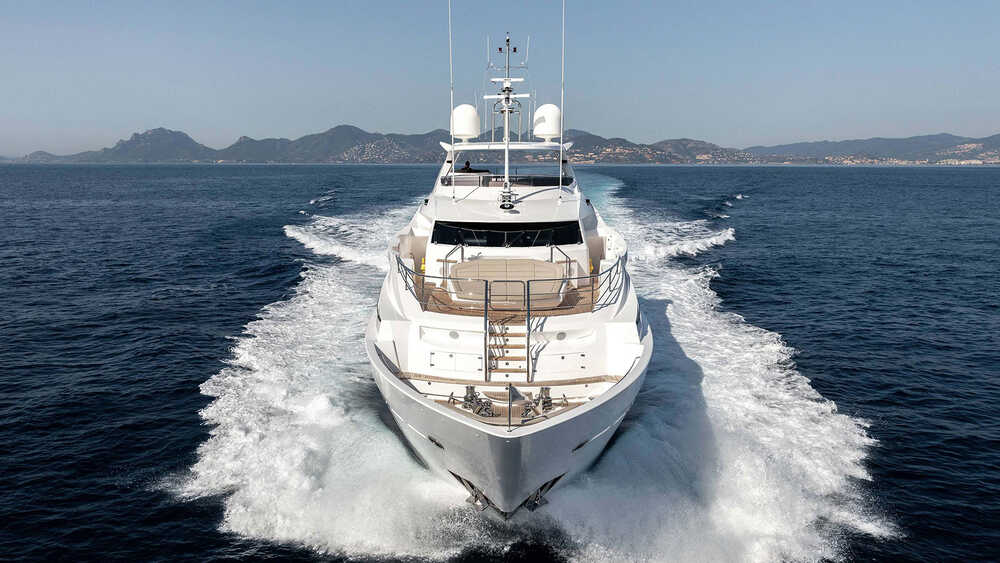 Exterior M/Y ELYSIUM