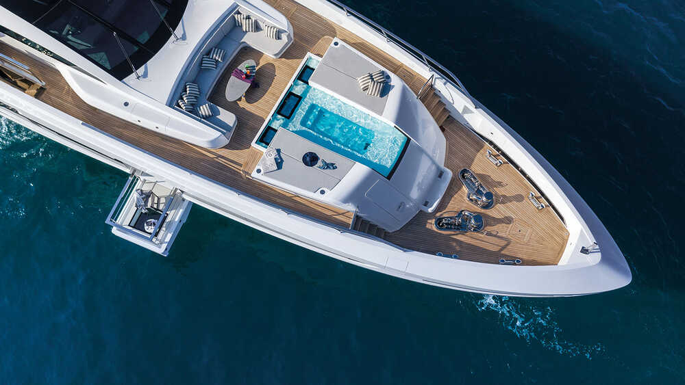 Lounge area on bow