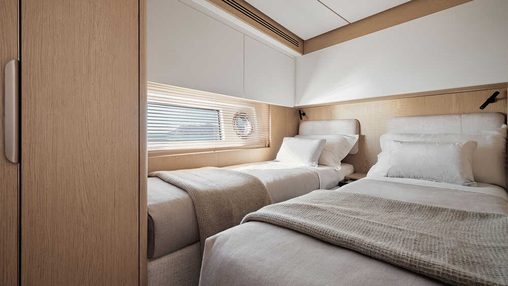 Guest cabin