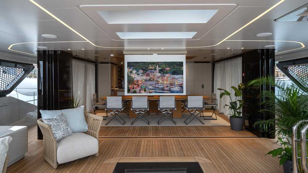 Salon on upper deck