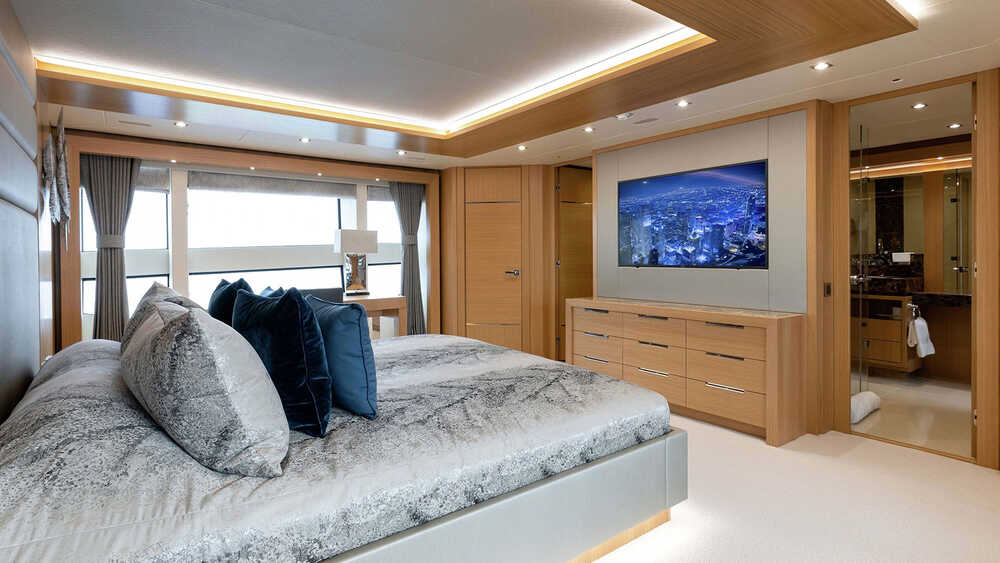 Master cabin on main deck