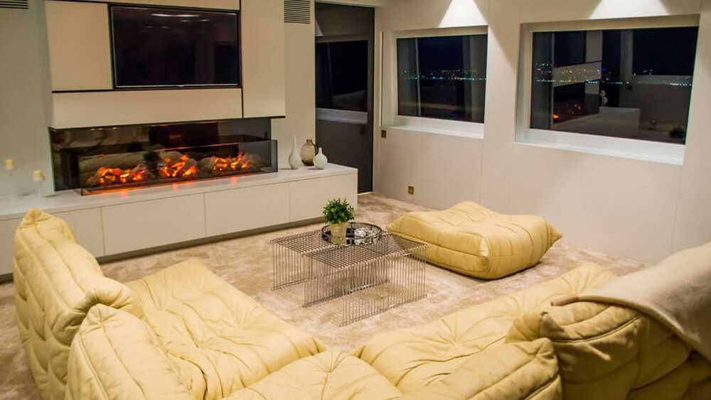 Salon on the main deck