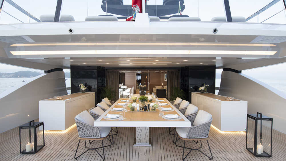 Dining area and salon on upper deck