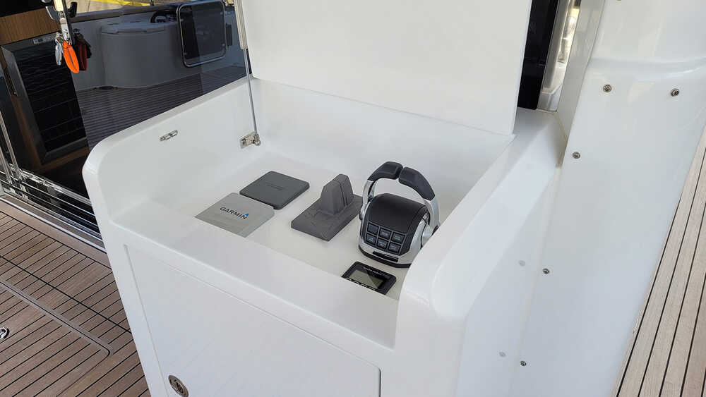 Helm station on Cockpit