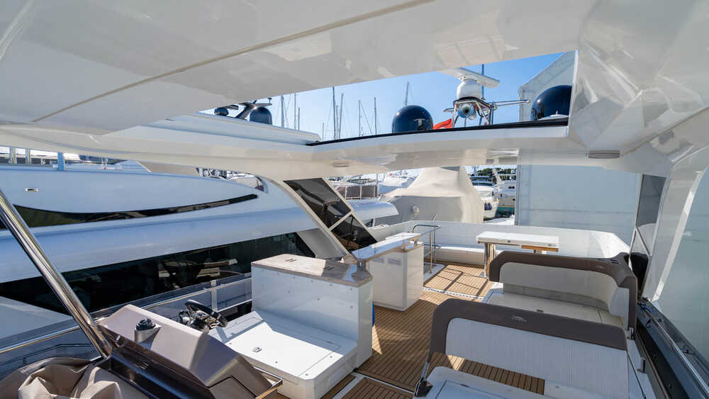 Flybridge