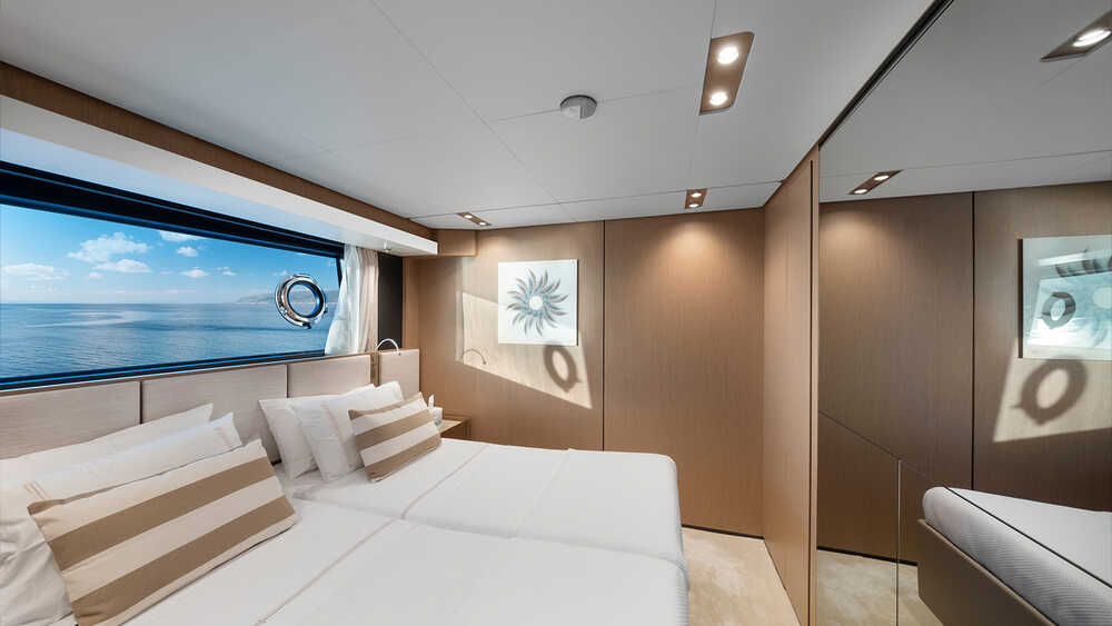 Guest cabin