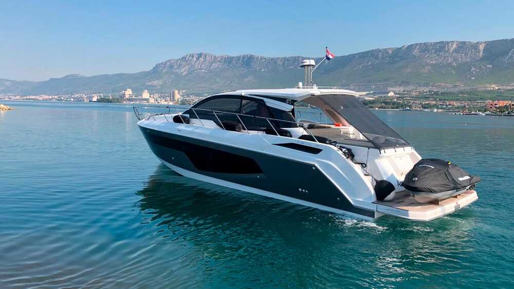 Экстерьер Atlantis 51