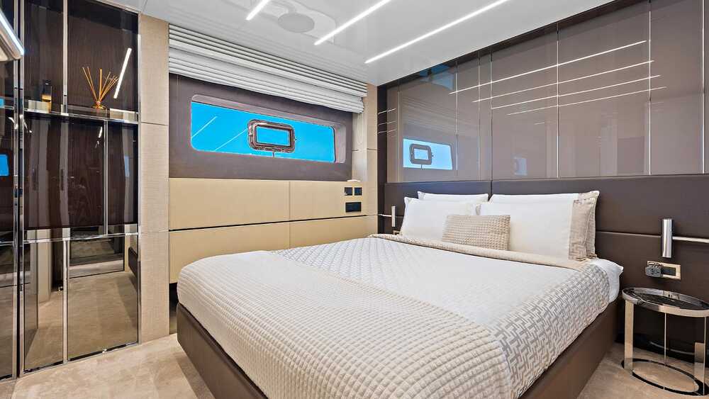 VIP cabin 