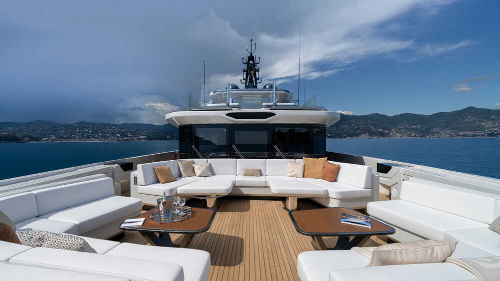 Lounge area on bow