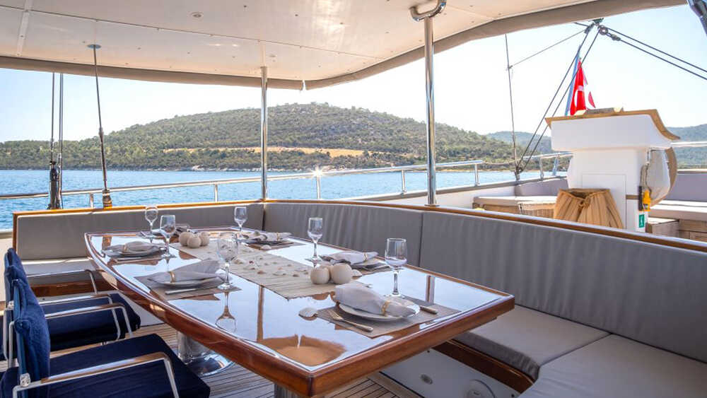 Aft deck