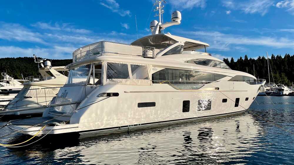 Exterior Princess 30M M/Y AFON