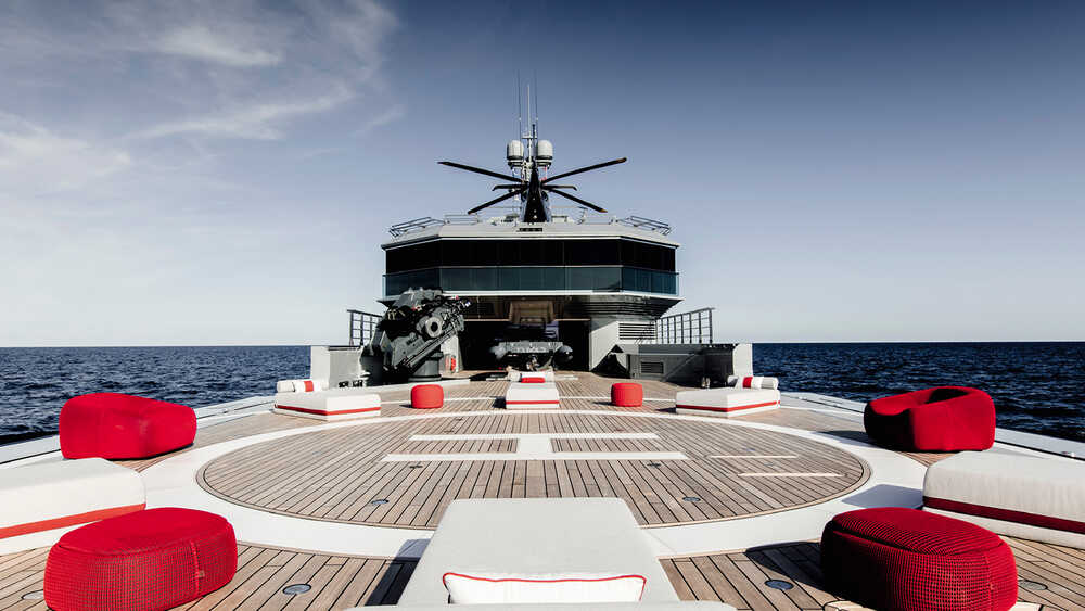 Helipad on bow