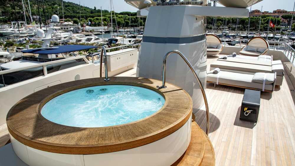 Sundeck