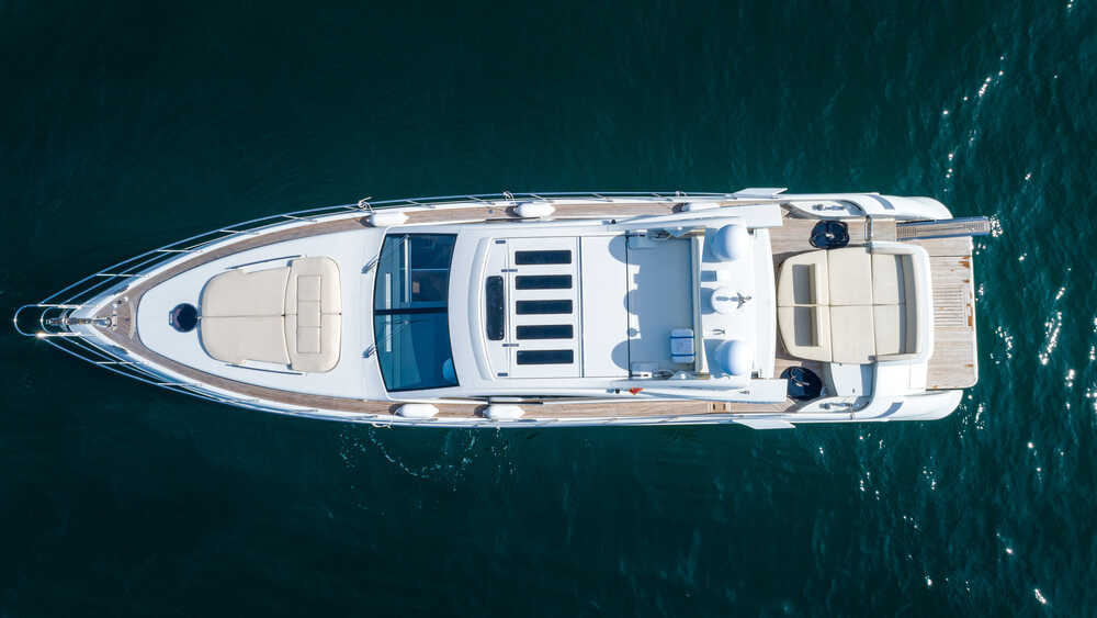 Exterior Azimut 68s
