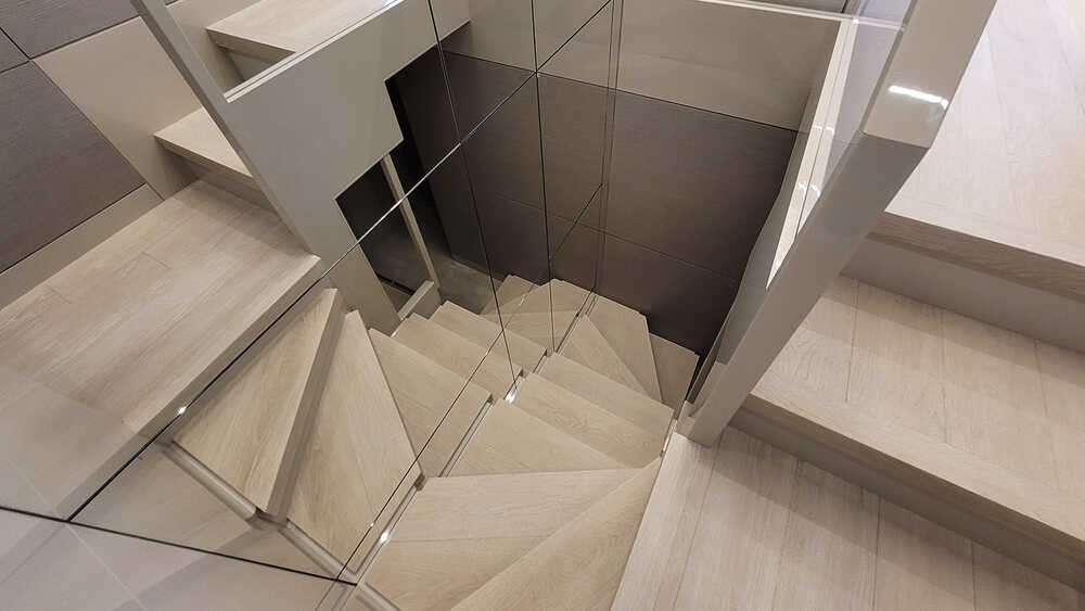 Stairs to lower deck