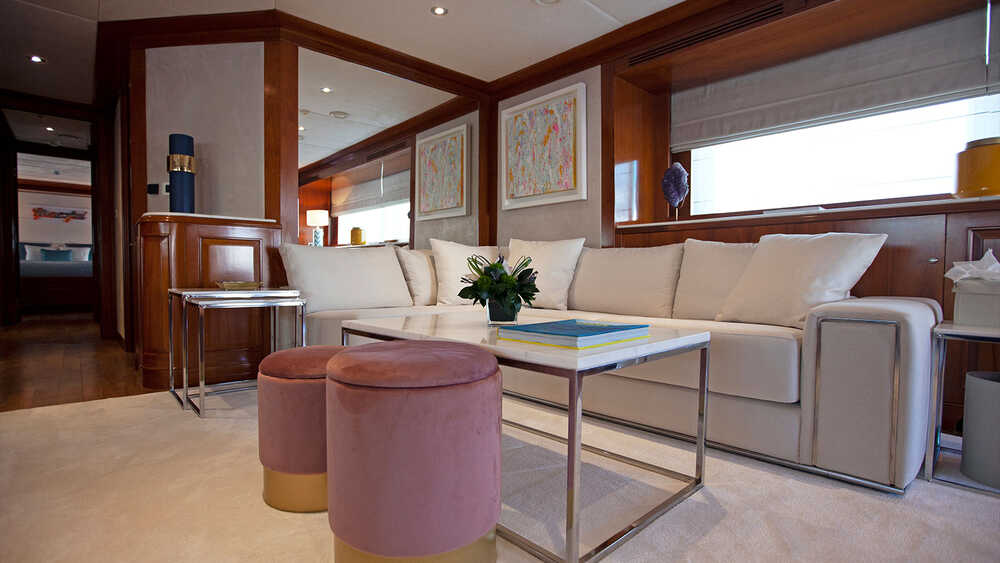 Salon on the upper deck 