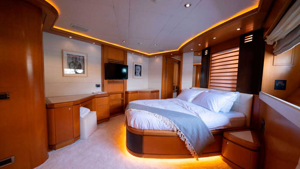 VIP cabin