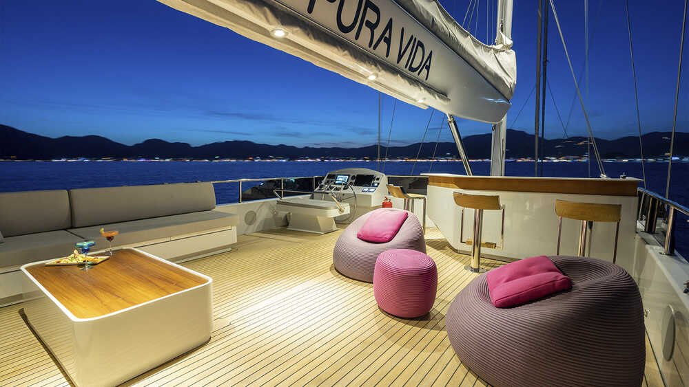 Deck lounge area