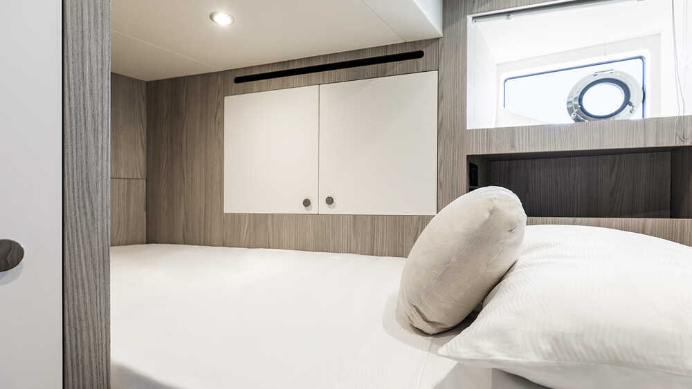 Crew cabin