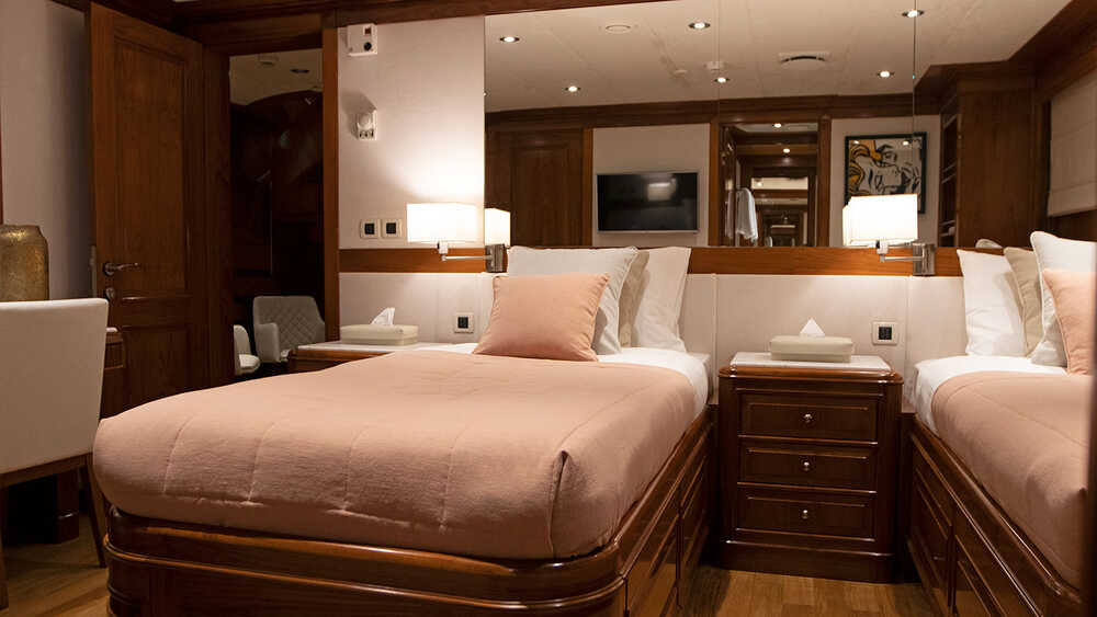Guest cabin 2