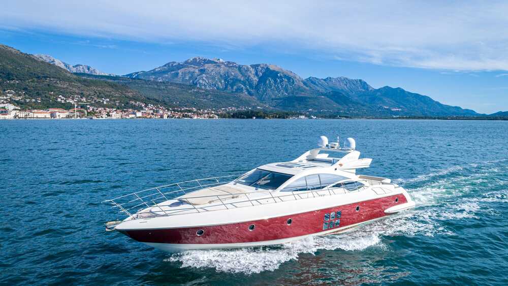 Exterior Azimut 68s