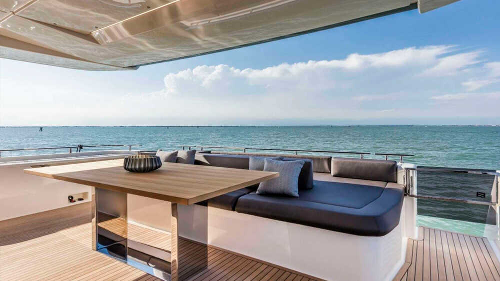 Lounge area in the cockpit