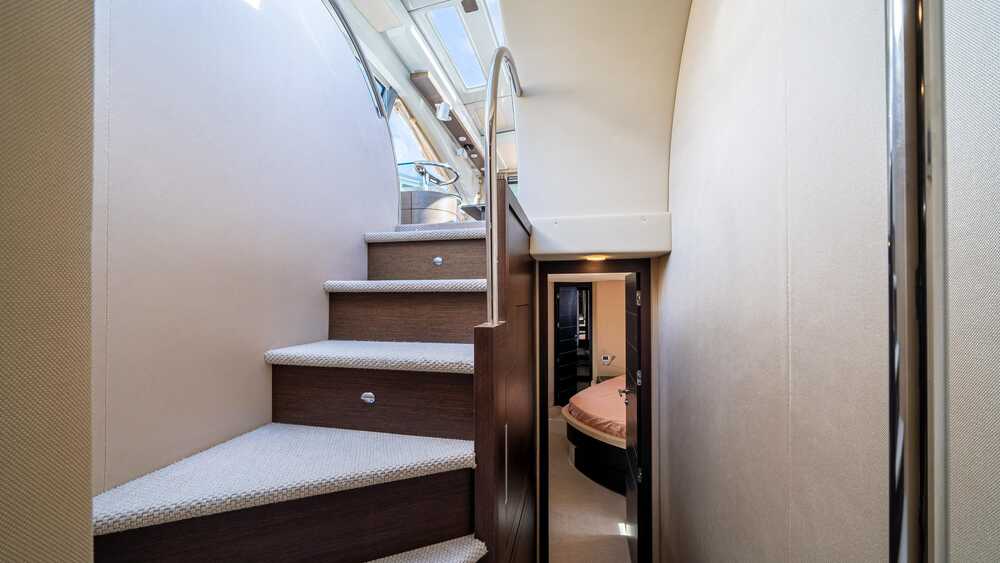 Lower deck
