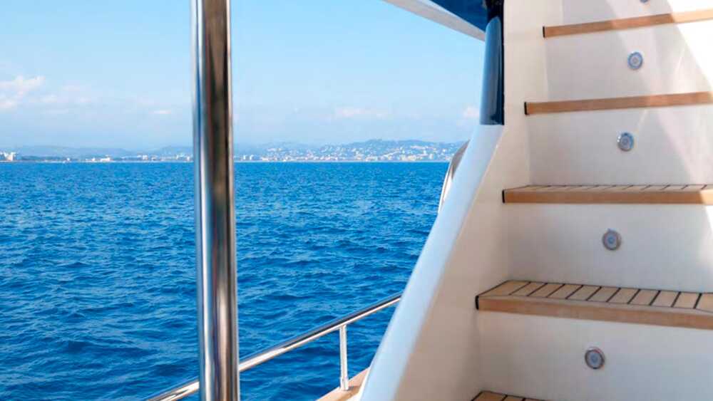 Stairs to flybridge M/Y LADY AMANDA
