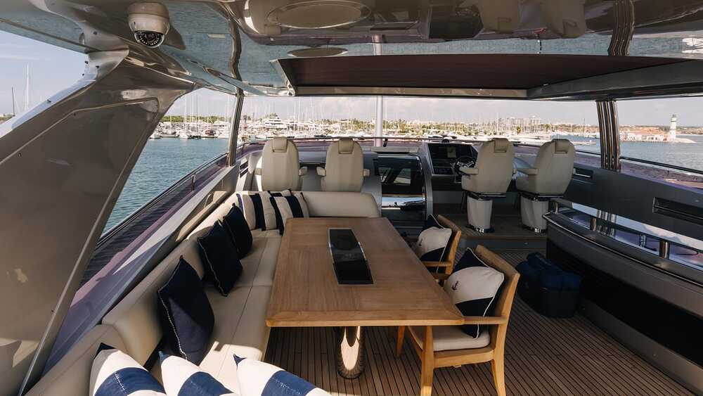 Flybridge