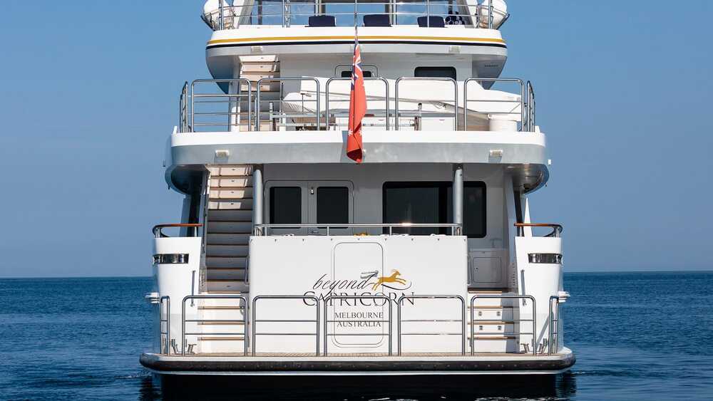 Bering 80 Exterior