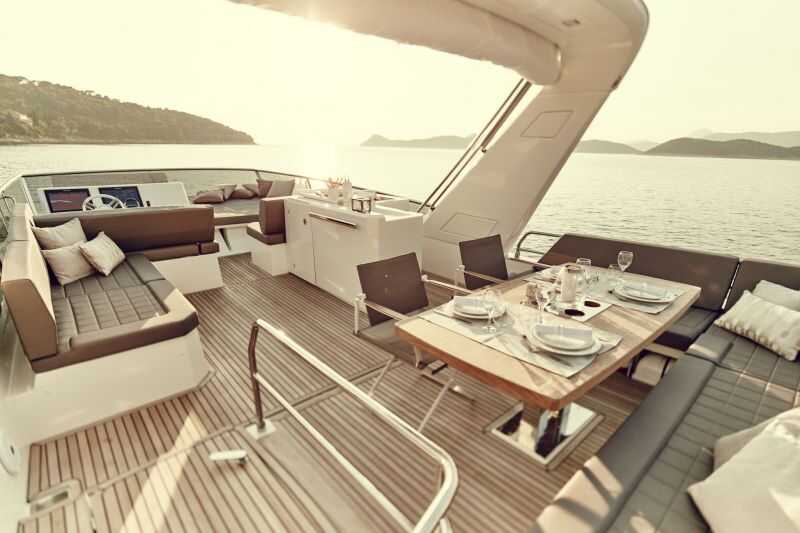 Flybridge