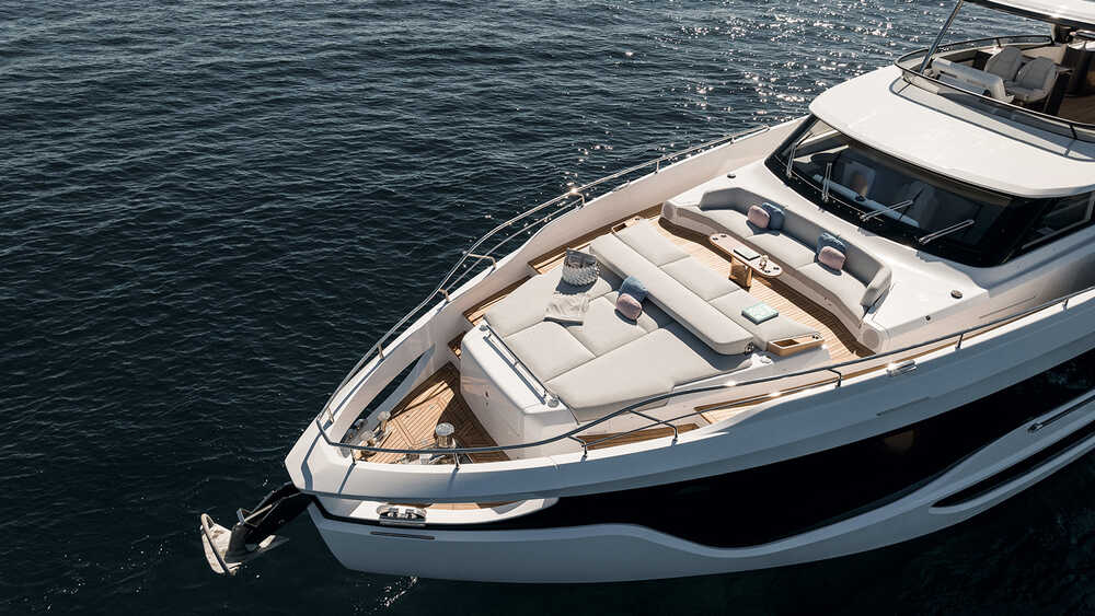 Lounge area on bow