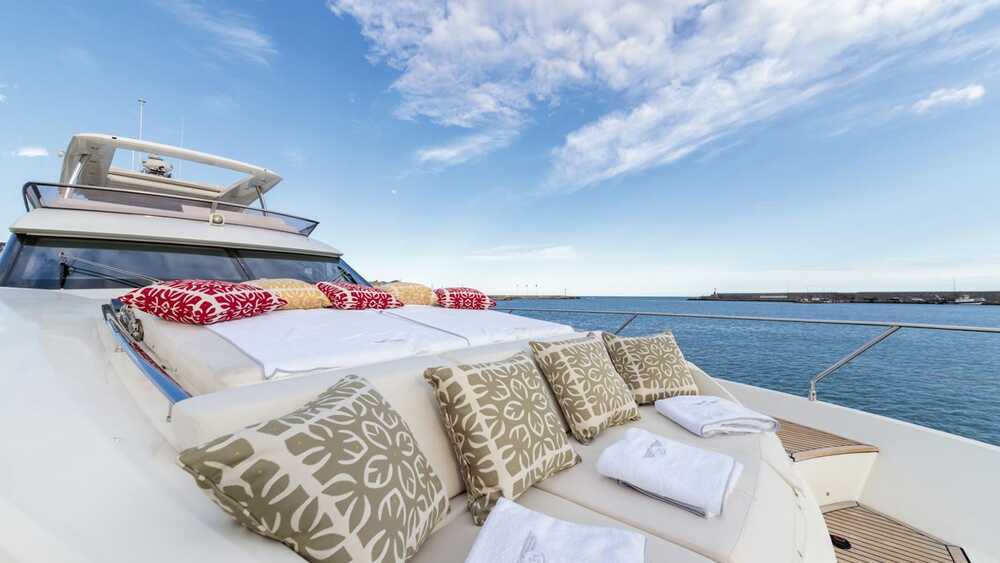 Bow lounge area