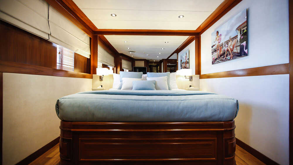 VIP cabin 