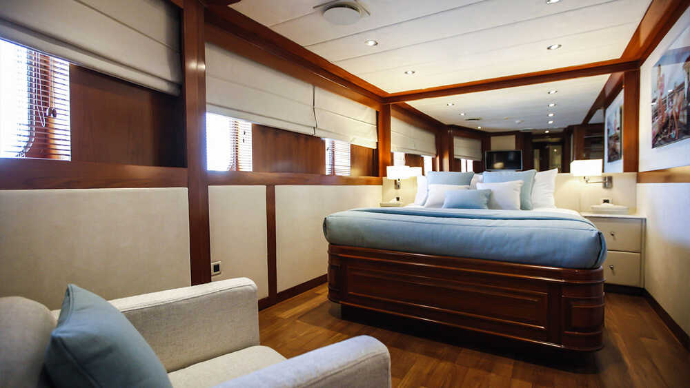 VIP cabin 