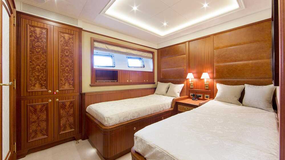Guest cabin on port side